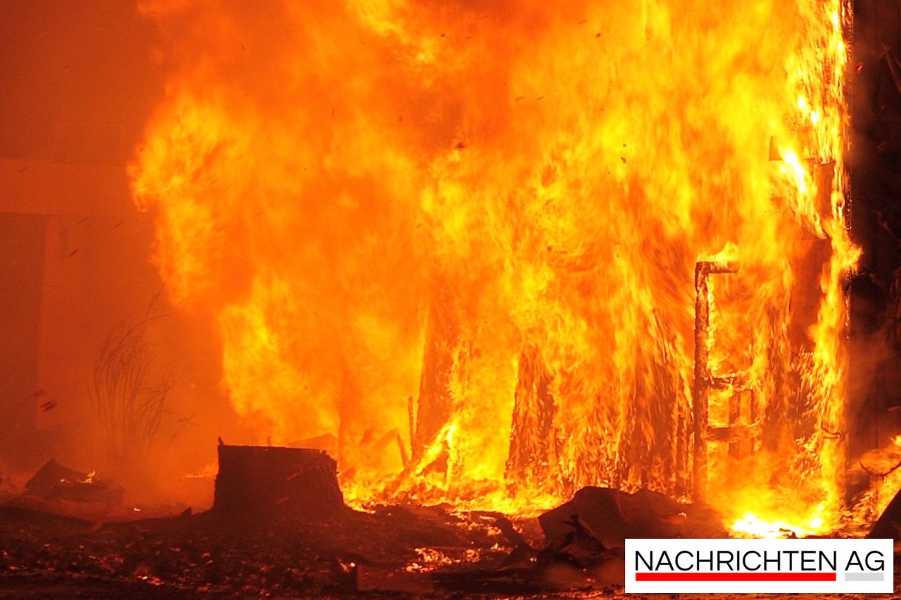 Großbrand in Mainz: Feuerwehr warnt vor gefährlichem Rauch!
