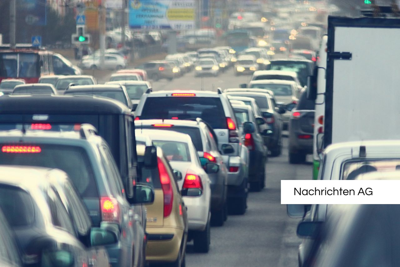 Stau-Horror zum Ferienende: Süddeutschland erwartet Verkehrschaos!