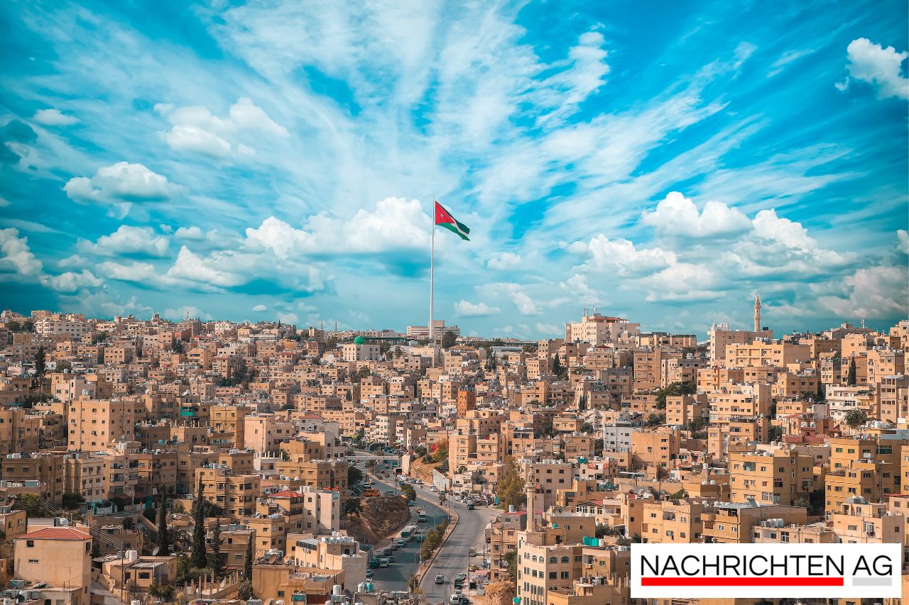 Riesendemo in Köln: 15.000 Kurden fordern Freiheit für Öcalan!